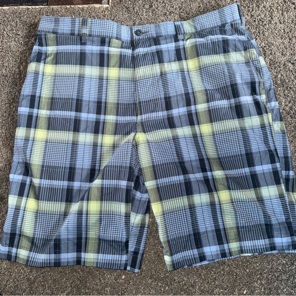PGA Tour Plaid Men's Shorts - Black, Gray, Yellow
